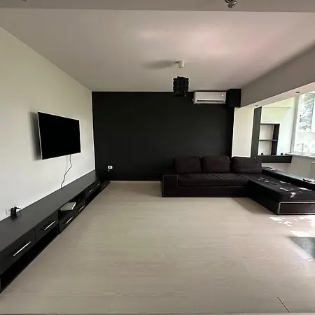 Black&red - Faleza Nord Apartment